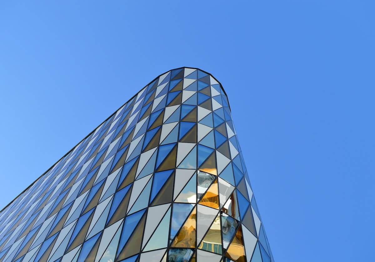 28圈-他真爱篮球！杜兰特赛后声情并茂指导凯肖恩·乔治 后者频频点头